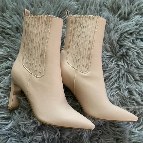 Billini Boots - Picture 1 of 3